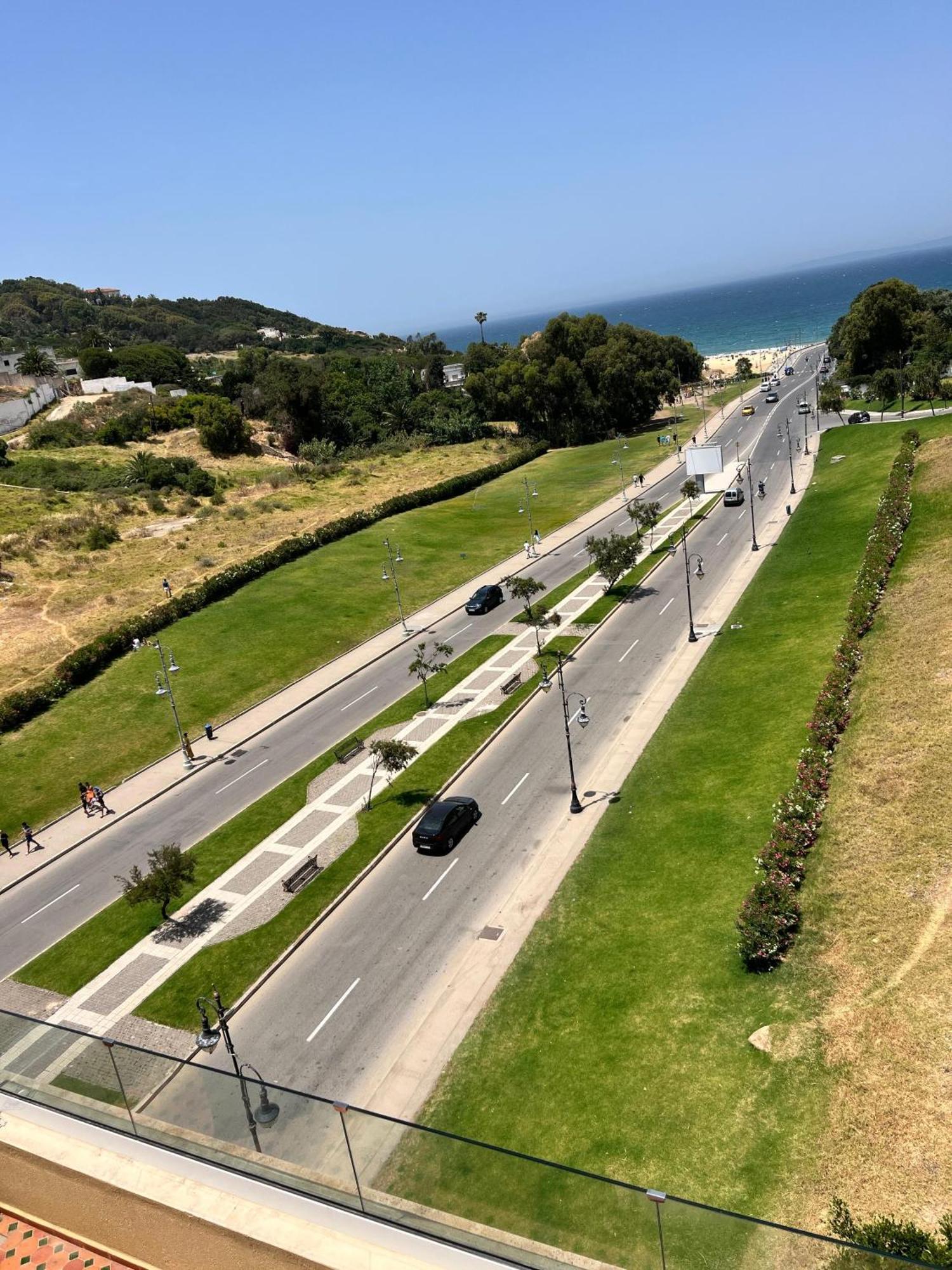 Apartment Zahra - Luxe & Confort Corniche Merkala